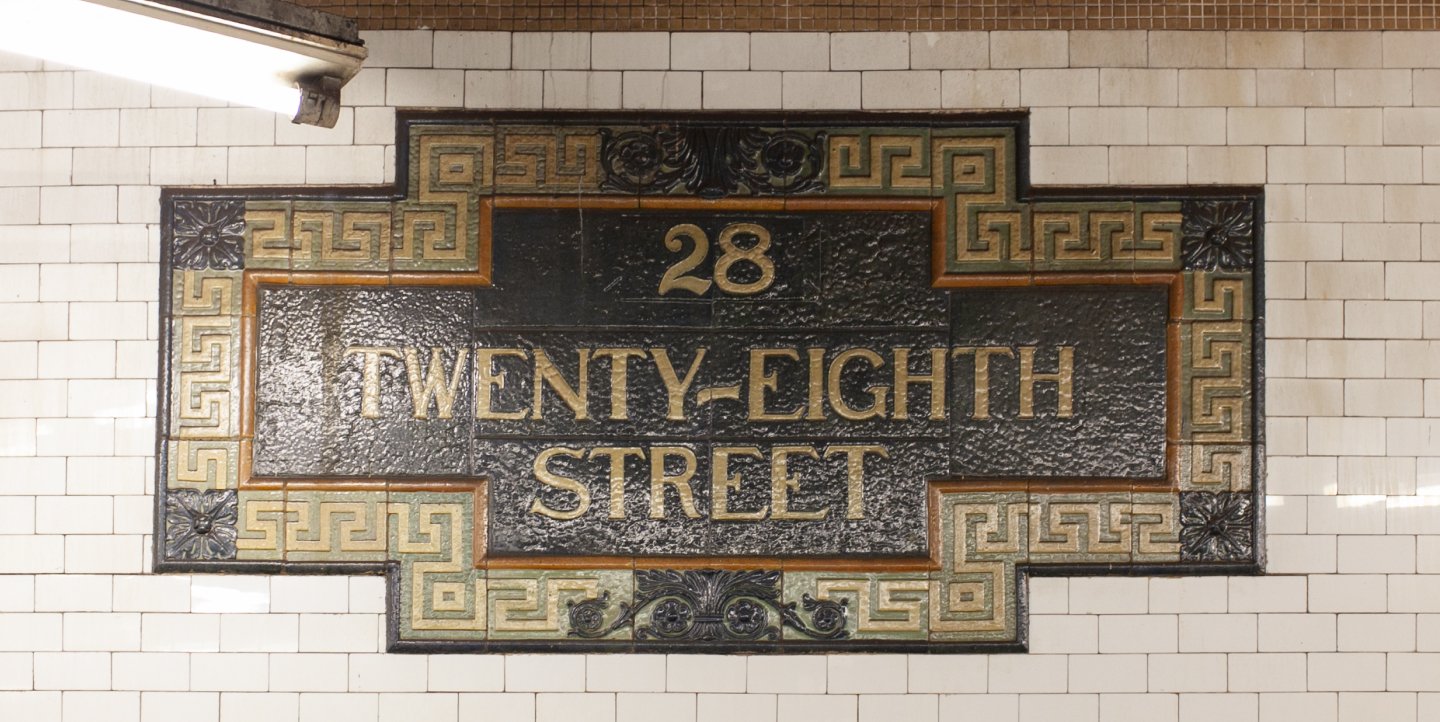 28th Street mosaic sign